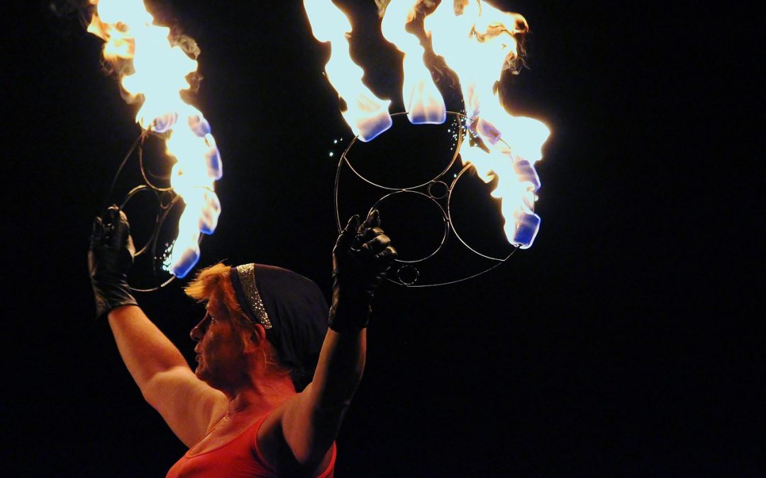 Dinas Damkar Landak Bersihkan Material Longsor di Rumah Sakit