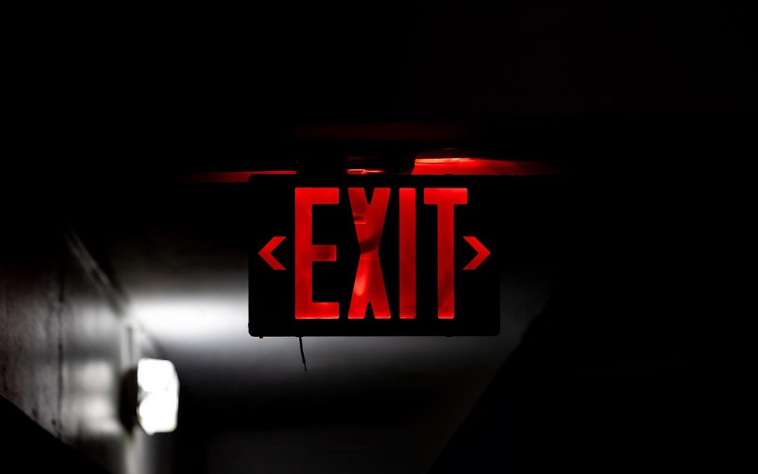 Dinas Damkar Landak Bantu Kecelakaan di Hutan Kota